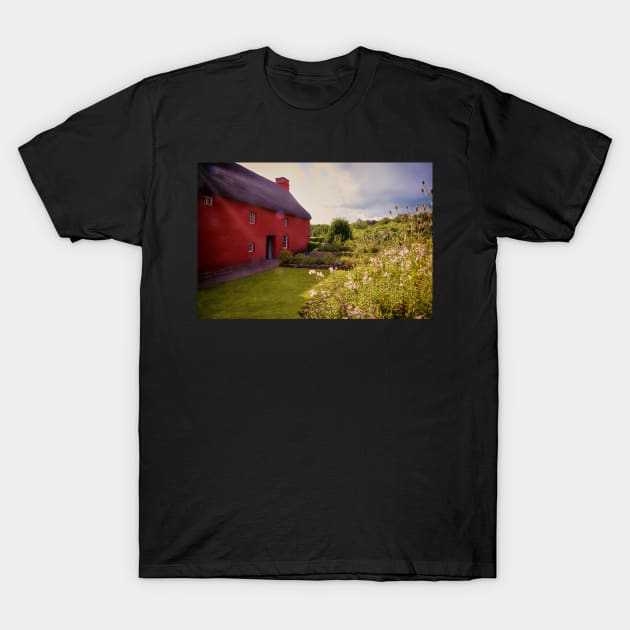 The Kennixton Farmhouse T-Shirt by RJDowns